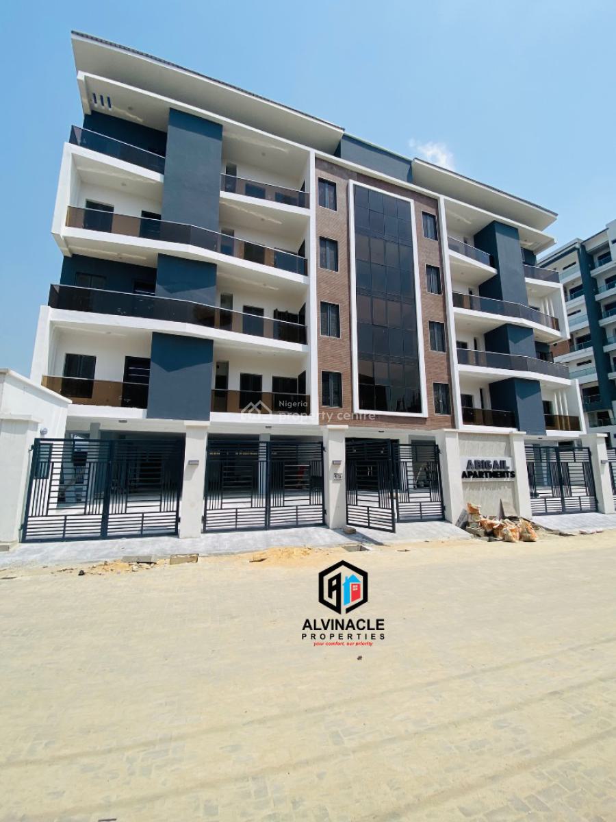 Lovely 4 Bedroom Apartment, Lekki Phase 1, Lekki, Lagos, Flat / Apartment for Sale