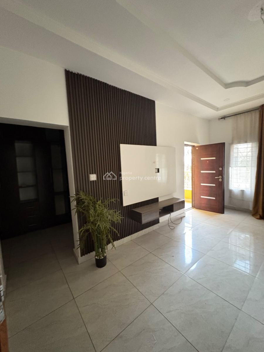 Standard 3 Bedroom Terrace Duplex with 2 Rooms Bq, Wuye Main, Wuye, Abuja, Flat / Apartment for Rent