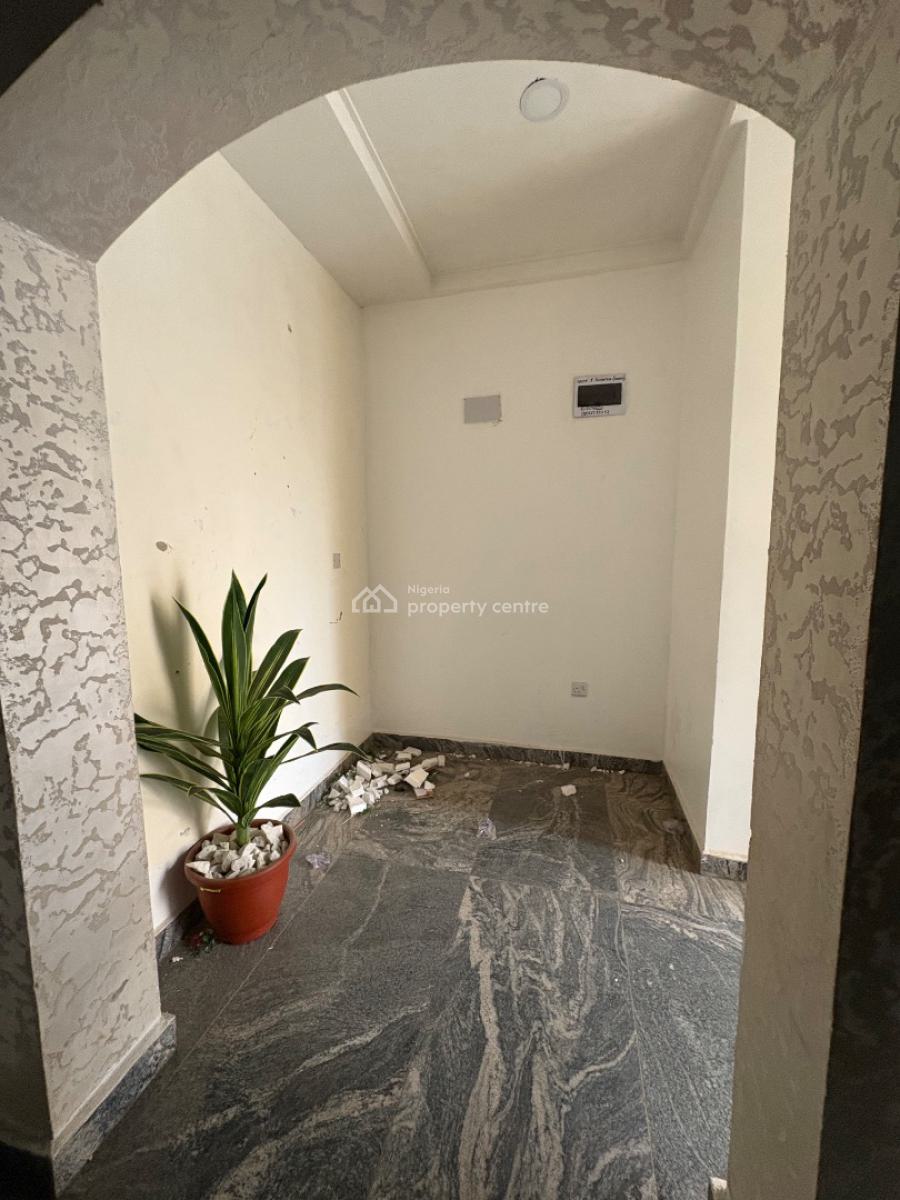 Standard 3 Bedroom Terrace Duplex with 2 Rooms Bq, Wuye Main, Wuye, Abuja, Flat / Apartment for Rent