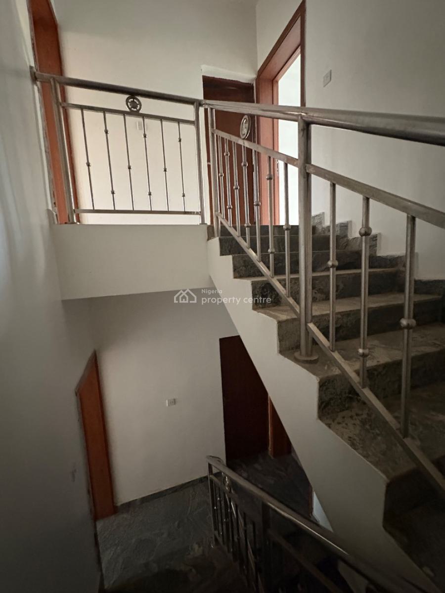 Standard 3 Bedroom Terrace Duplex with 2 Rooms Bq, Wuye Main, Wuye, Abuja, Flat / Apartment for Rent