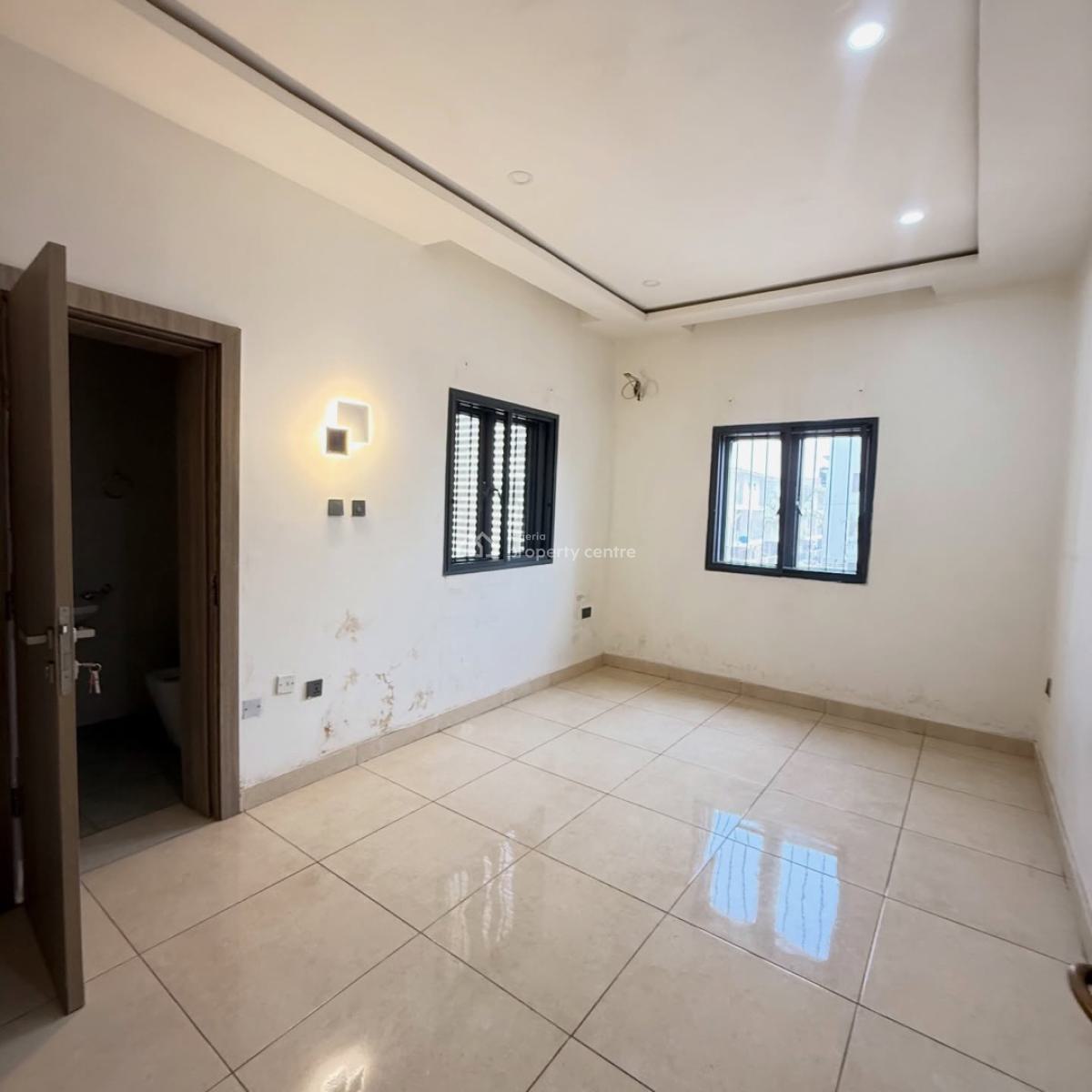 Beautiful and Spacious 3 Bedroom Apartment, Serene Neighborhood, Jahi By Gilmore, Good Access Road, Jahi, Abuja, Flat / Apartment for Sale