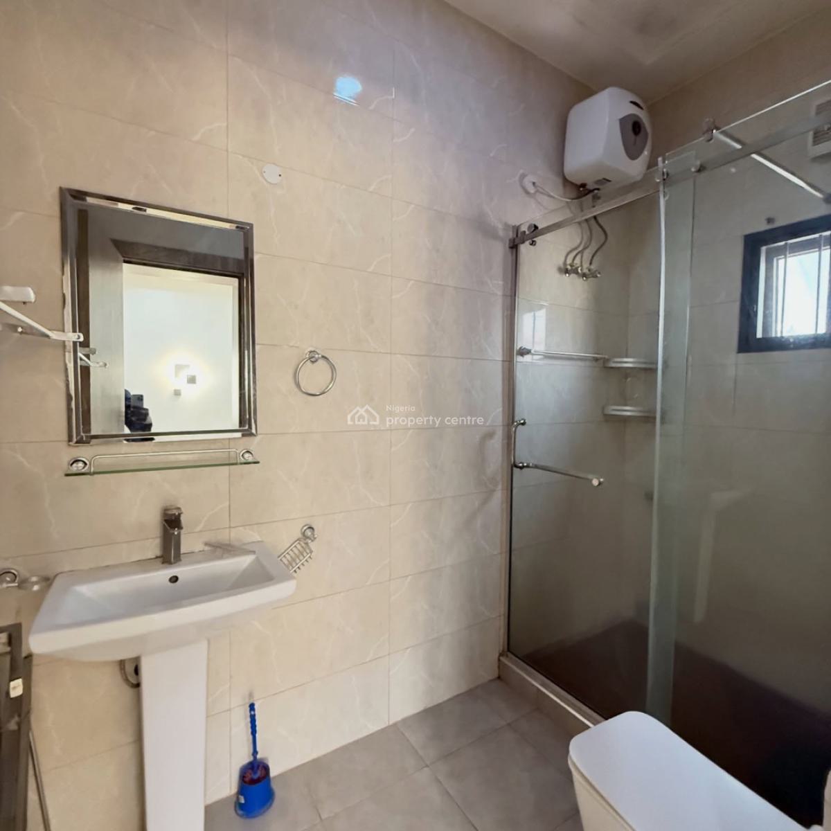 Beautiful and Spacious 3 Bedroom Apartment, Serene Neighborhood, Jahi By Gilmore, Good Access Road, Jahi, Abuja, Flat / Apartment for Sale