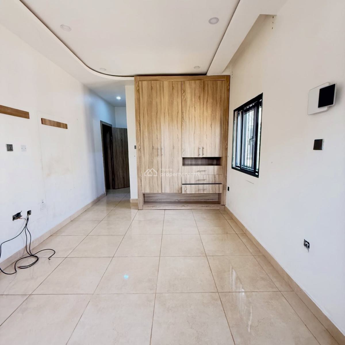 Beautiful and Spacious 3 Bedroom Apartment, Serene Neighborhood, Jahi By Gilmore, Good Access Road, Jahi, Abuja, Flat / Apartment for Sale