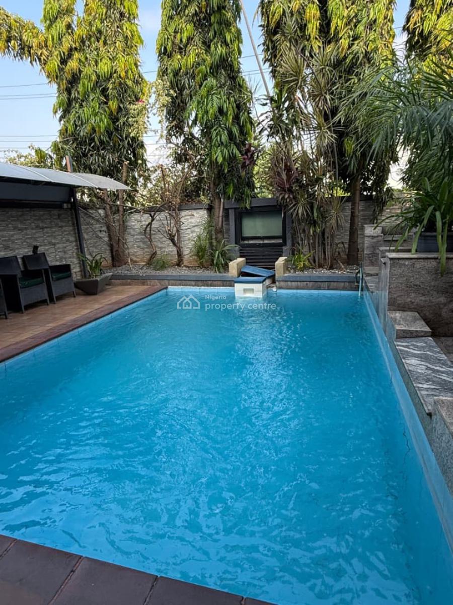 Cozy Studio Apartment with Swimming Pool and Gym, Shakiru Anjorin Str, Off Admiralty Road, Lekki Phase 1, Lekki, Lagos, Flat / Apartment Short Let