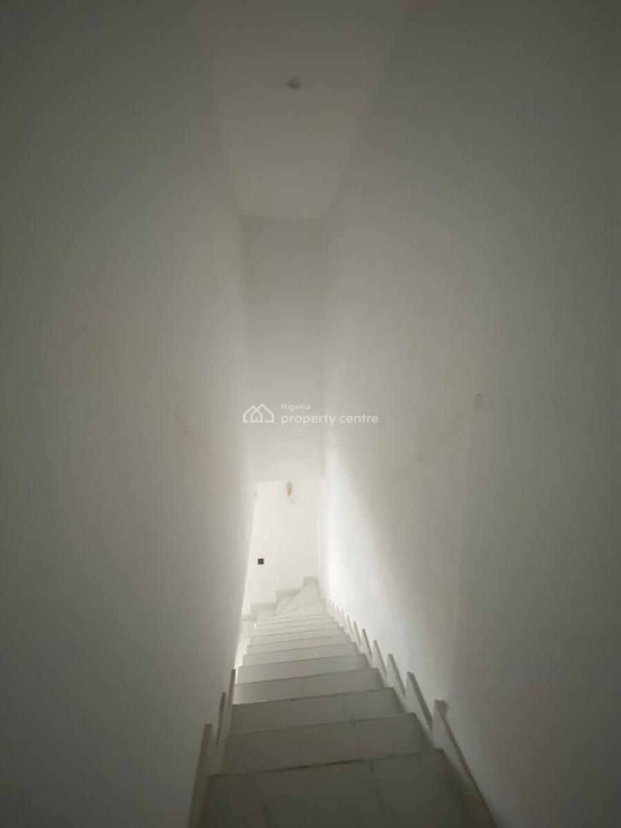 Well Finished 2 Bed Apartment Fully Serviced, Lekki Phase1, Lekki Phase 1, Lekki, Lagos, Flat / Apartment for Sale