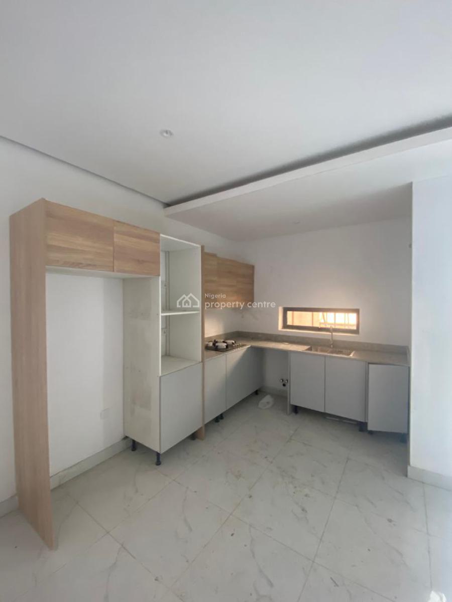 Well Finished 2 Bed Apartment Fully Serviced, Lekki Phase1, Lekki Phase 1, Lekki, Lagos, Flat / Apartment for Sale