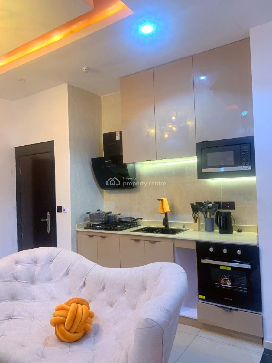 Elegant 1-bedroom Apartment in Victoria Island with Gym & Pool, Victoria Island, Victoria Island Extension, Victoria Island (vi), Lagos, Mini Flat (room and Parlour) Short Let
