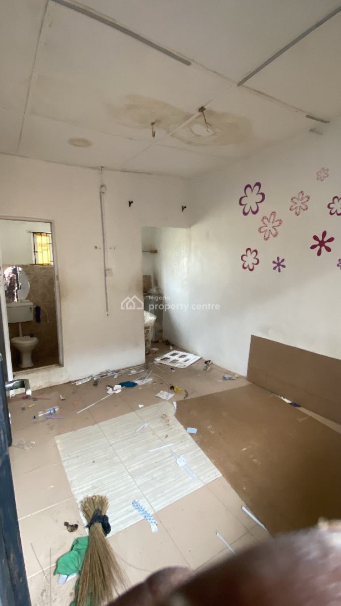 Roomself Is Available, Odunsi Street, Bariga, Shomolu, Lagos, Self Contain (single Rooms) for Rent