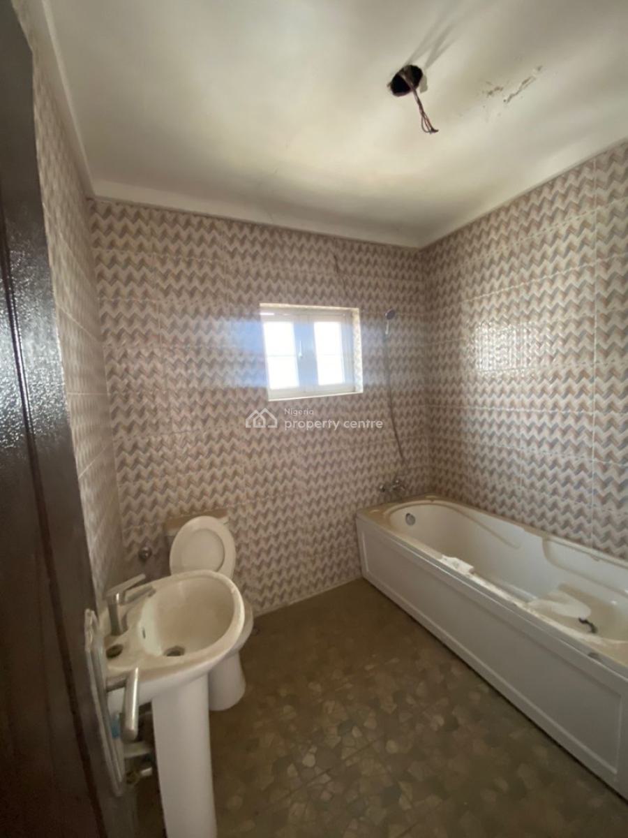 4-bedroom Terrace Duplex Located Within a Well-planned Estate in Wuye, Wuye, Abuja, Terraced Duplex for Sale