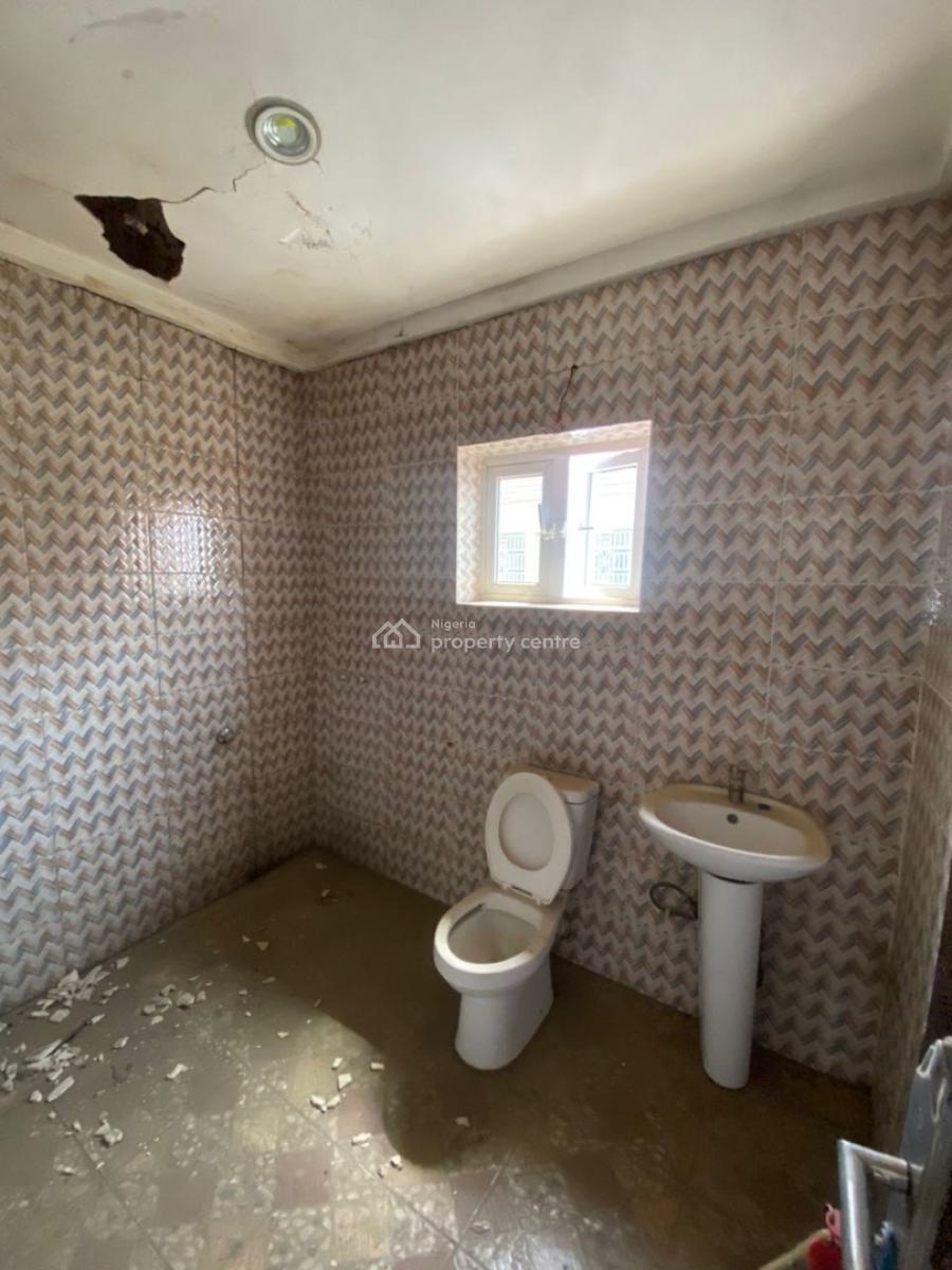 4-bedroom Terrace Duplex Located Within a Well-planned Estate in Wuye, Wuye, Abuja, Terraced Duplex for Sale