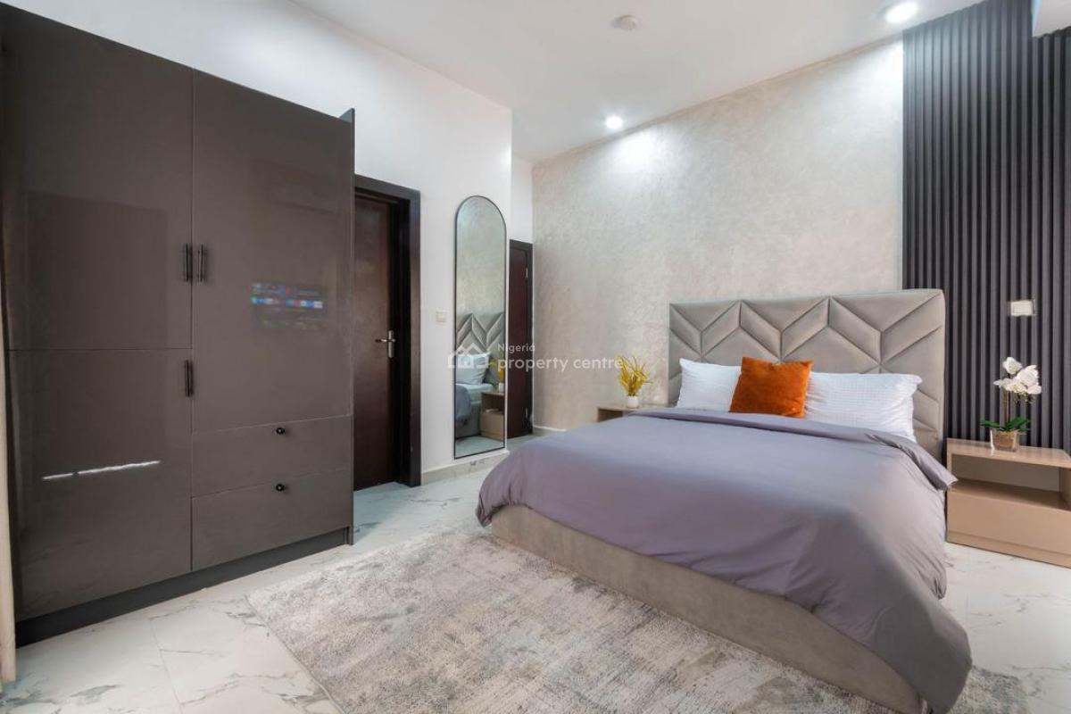 Luxury 3-bedroom Apartment with Netflix,housekeeping,chef, Wifi, Board, 24/7 Electricity, Ikate, Lekki, Lagos, Flat / Apartment Short Let