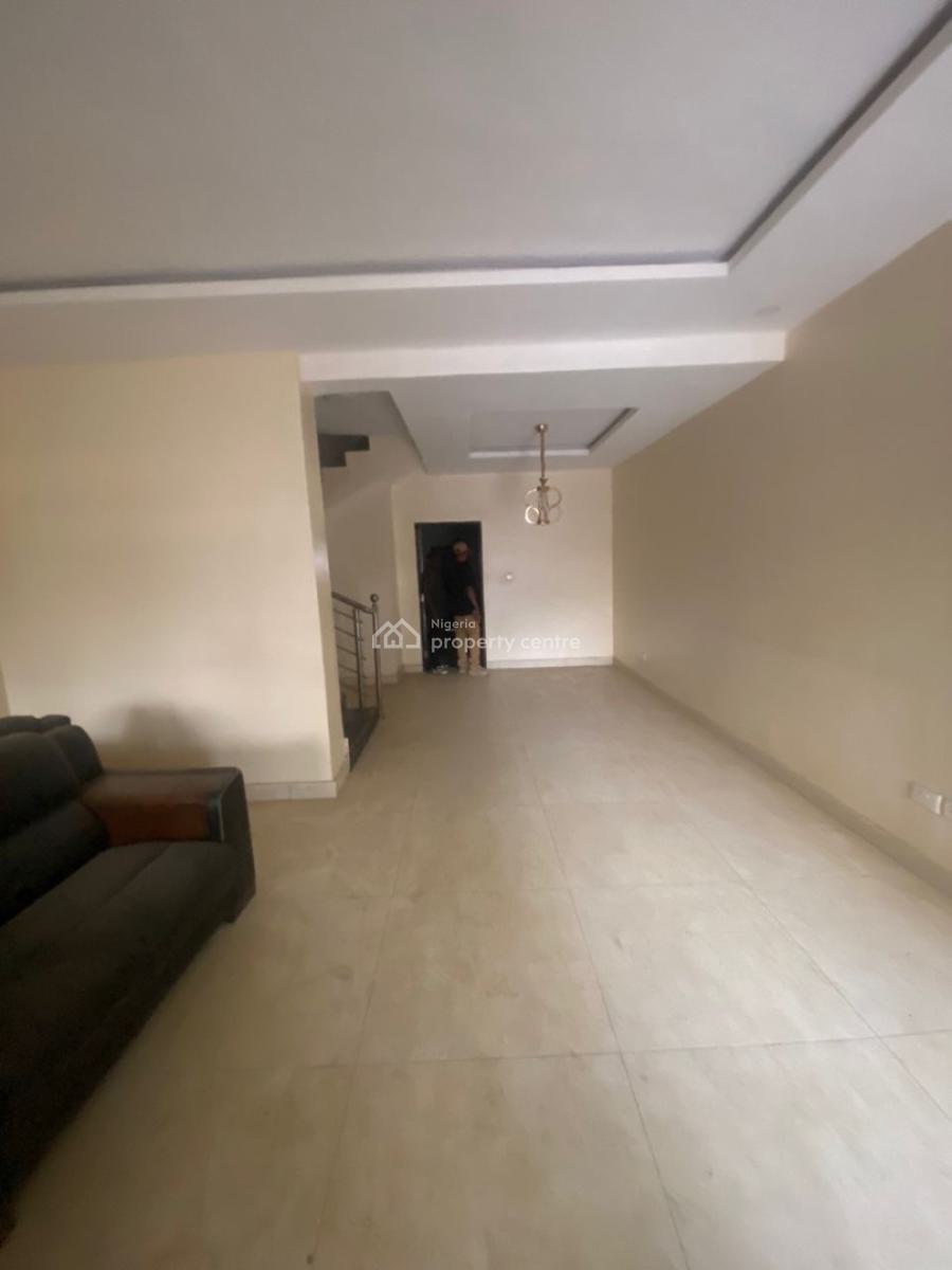 4-bedroom Terrace Duplex in Wuye, Suitable for Residential Use, Wuye, Abuja, House for Rent