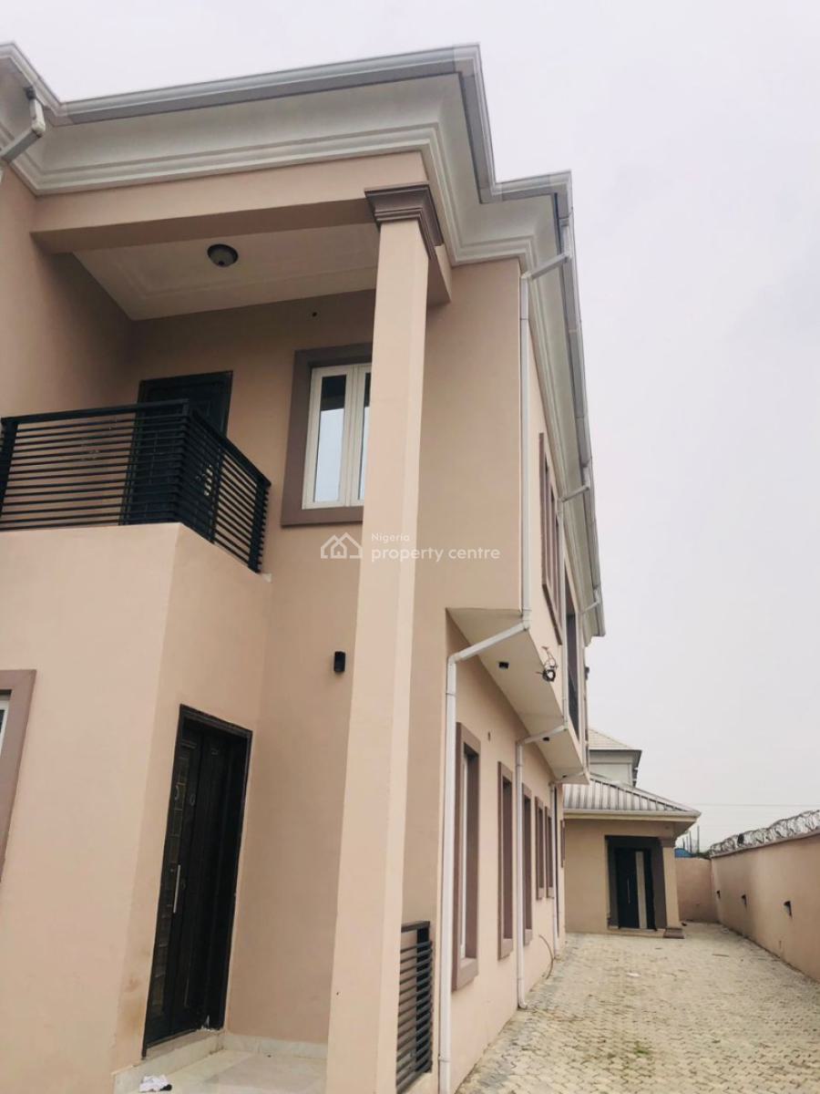 Executive Newly Built 3-bedrooms Terraced Duplex in an Estate, Jehovah Witness Road, Bogije, Ibeju Lekki, Lagos, Terraced Duplex for Rent