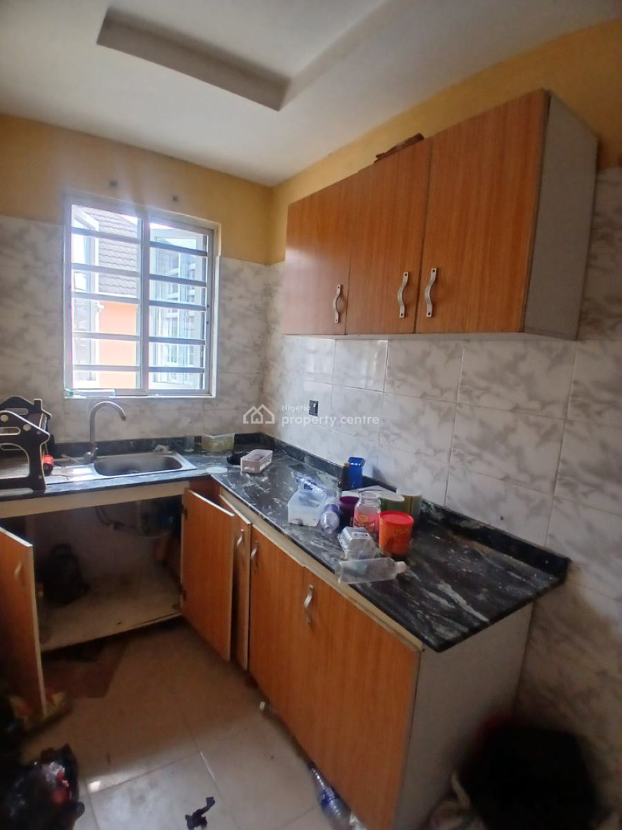 Standard 2 Bedroom Apartment, Mobile Road, Ajah,, Lekki Phase 2, Lekki, Lagos, Flat / Apartment for Rent