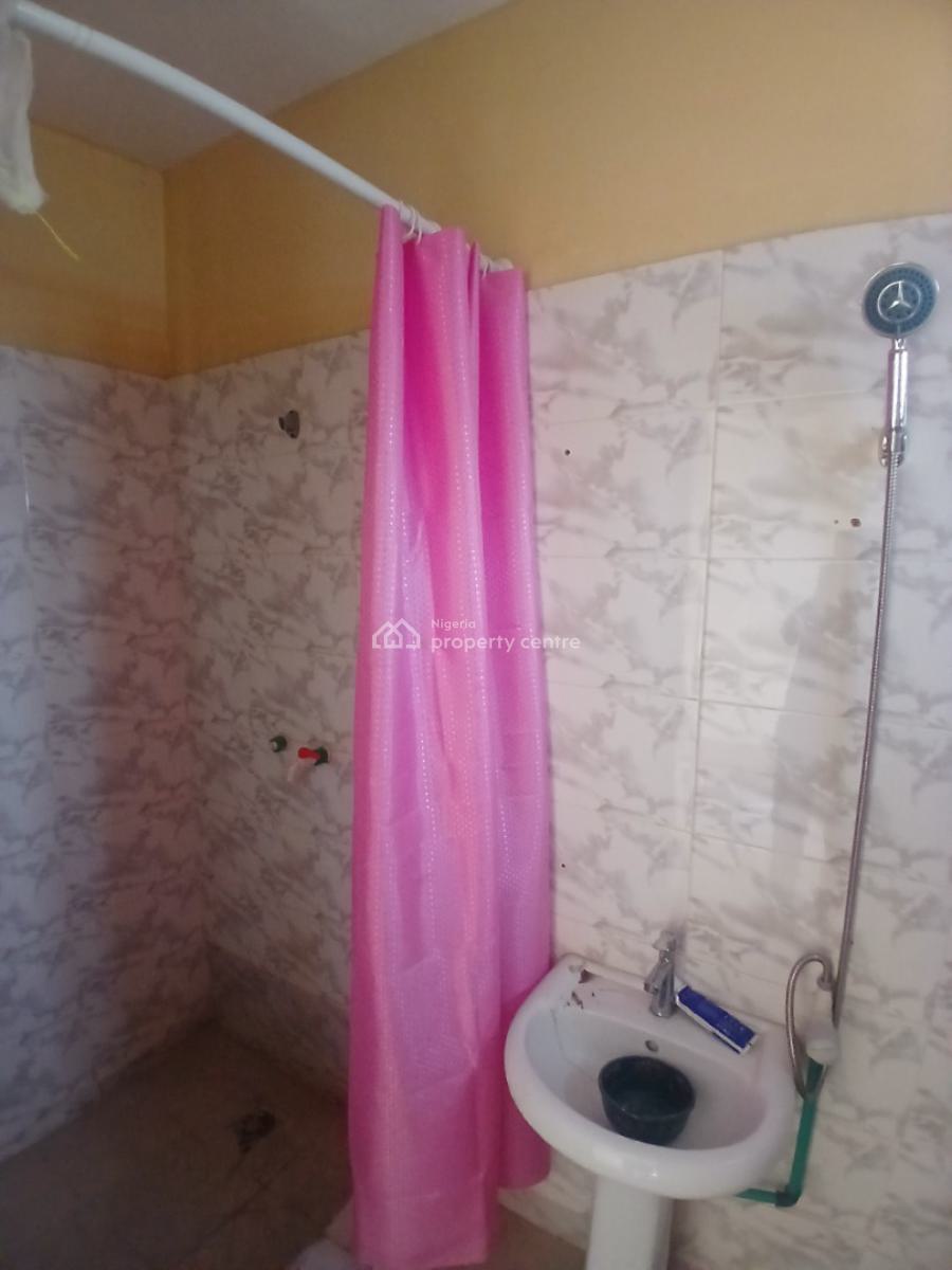 Standard 2 Bedroom Apartment, Mobile Road, Ajah,, Lekki Phase 2, Lekki, Lagos, Flat / Apartment for Rent