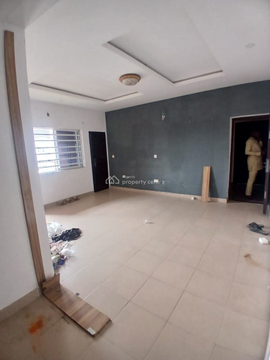 Standard 2 Bedroom Apartment, Mobile Road, Ajah,, Lekki Phase 2, Lekki, Lagos, Flat / Apartment for Rent