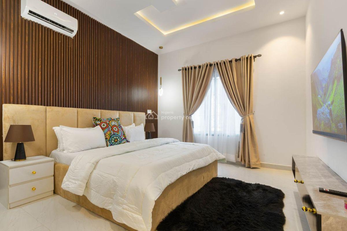 Luxury 1 Bedroom Apartment with Roof Top Pool and Gym., Wonder Park, Lekki Phase 1, Lekki, Lagos, Flat / Apartment Short Let