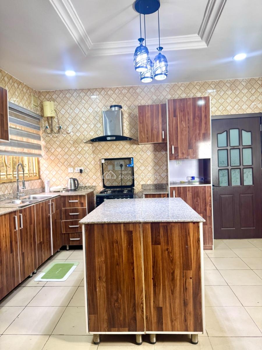 1 Room Ensuite (in a Shared 2 Bedroom Flat), Off 3rd Avenue, Ahmadu Bello Way, Gwarinpa, Abuja, Mini Flat (room and Parlour) for Rent