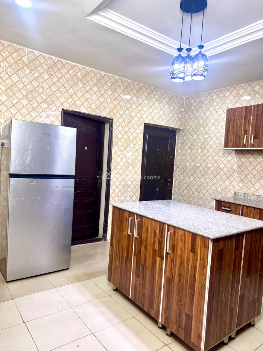 1 Room Ensuite (in a Shared 2 Bedroom Flat), Off 3rd Avenue, Ahmadu Bello Way, Gwarinpa, Abuja, Mini Flat (room and Parlour) for Rent