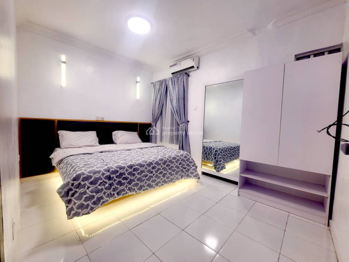 Lovely 1-bedroom Apartment in Ikeja Gra with Snooker & Starlink Wifi, Ikeja Gra, Ikeja, Lagos, Mini Flat (room and Parlour) Short Let