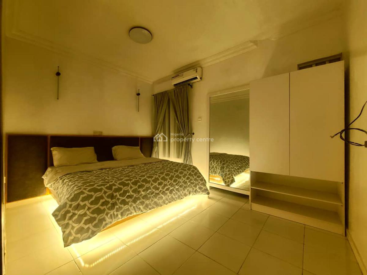 Lovely 1-bedroom Apartment in Ikeja Gra with Snooker & Starlink Wifi, Ikeja Gra, Ikeja, Lagos, Mini Flat (room and Parlour) Short Let