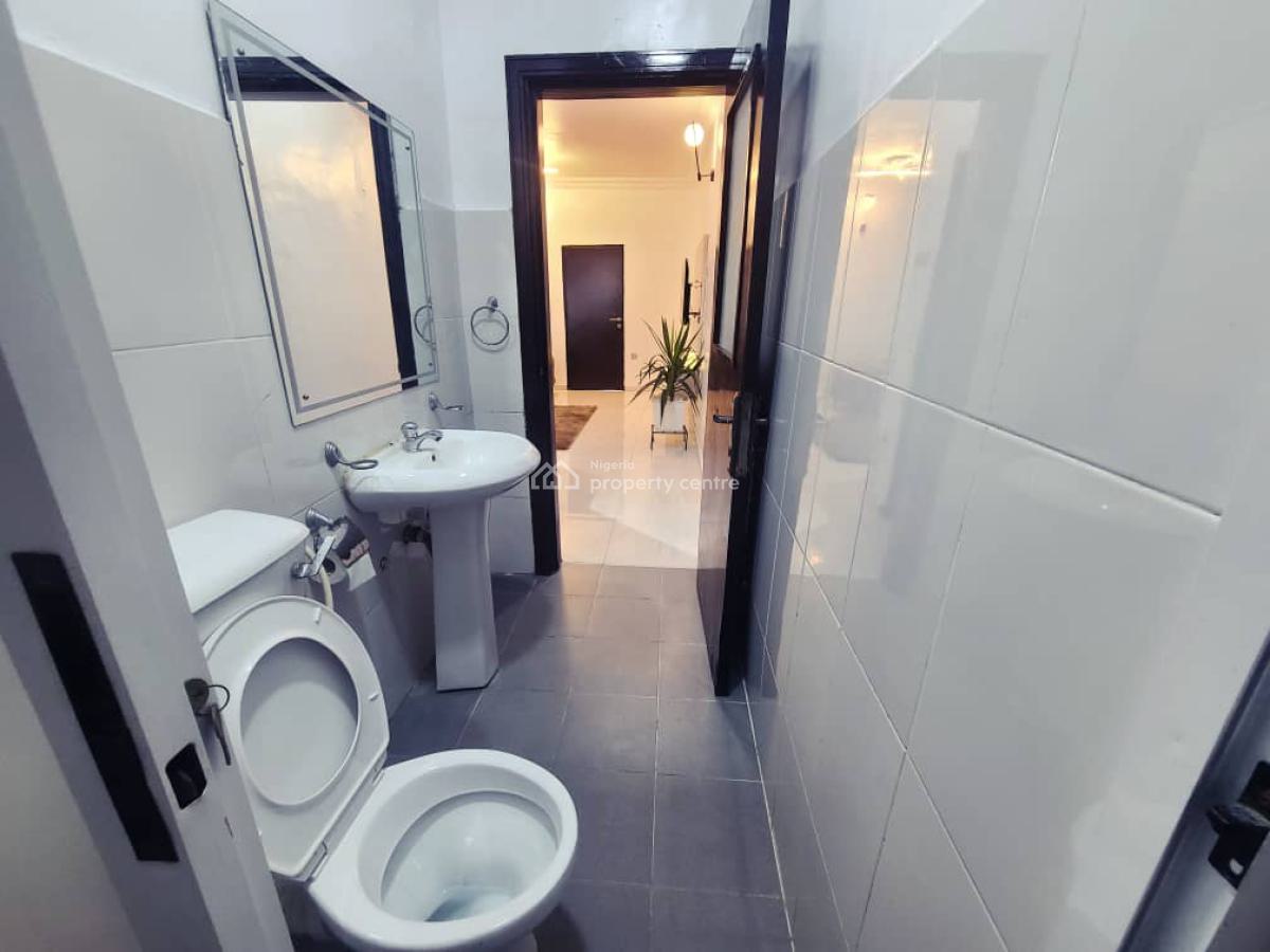 Lovely 1-bedroom Apartment in Ikeja Gra with Snooker & Starlink Wifi, Ikeja Gra, Ikeja, Lagos, Mini Flat (room and Parlour) Short Let