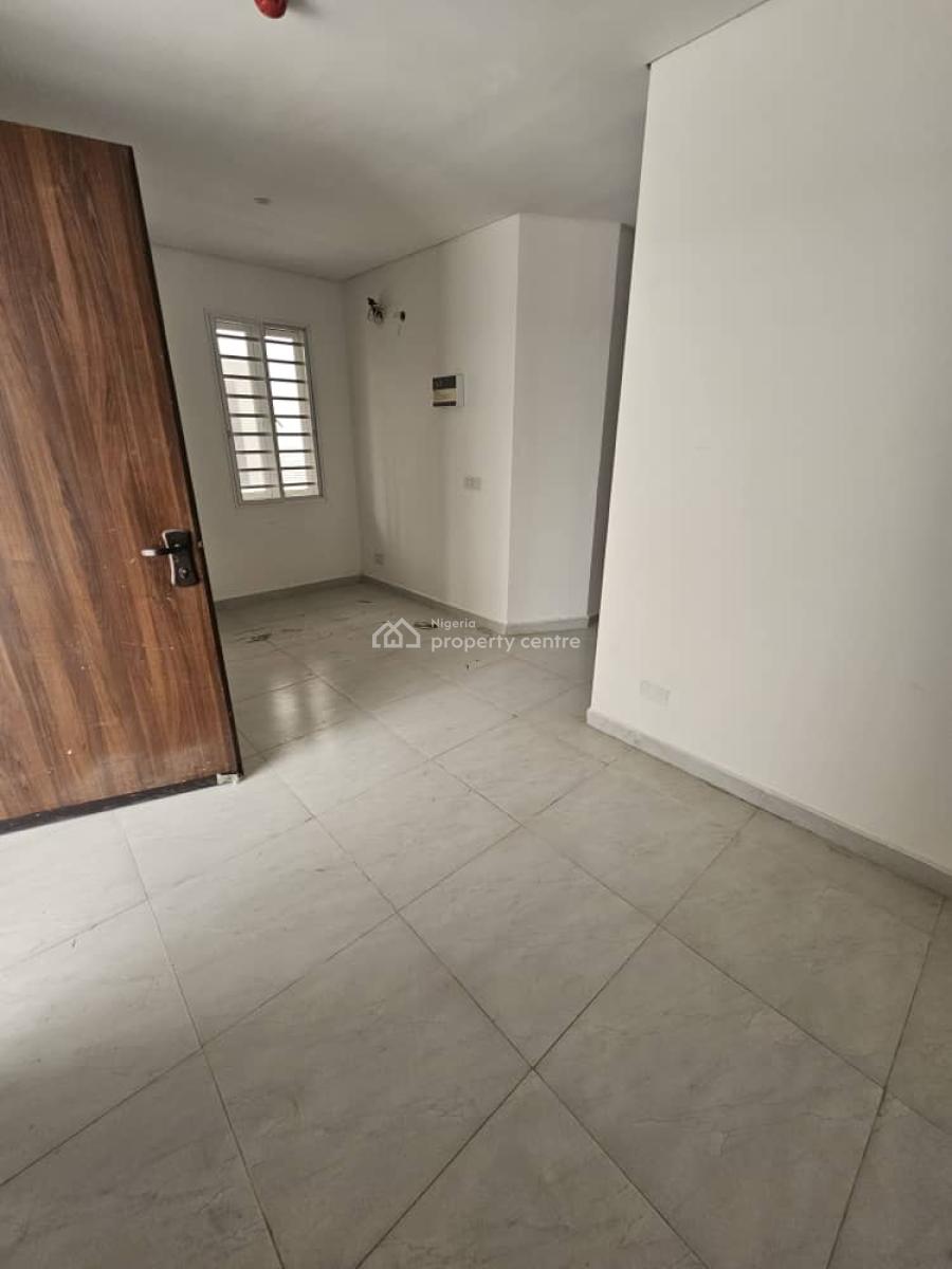 Luxury 4 Bedrooms Semi-detached House with a Room Bq, Chevron, Lekki, Lagos, Semi-detached Duplex for Rent