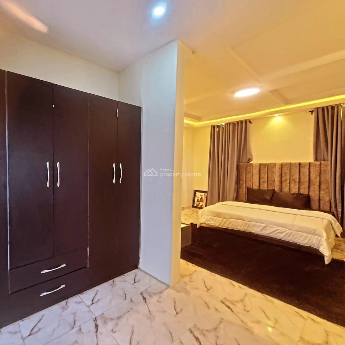 3-bedroom Apartment on Airport Road Ikeja with Mini Pool & Snooker, Ikeja Airport Road 2 Minutes Drive to International Airport, Mafoluku, Oshodi, Lagos, Flat / Apartment Short Let