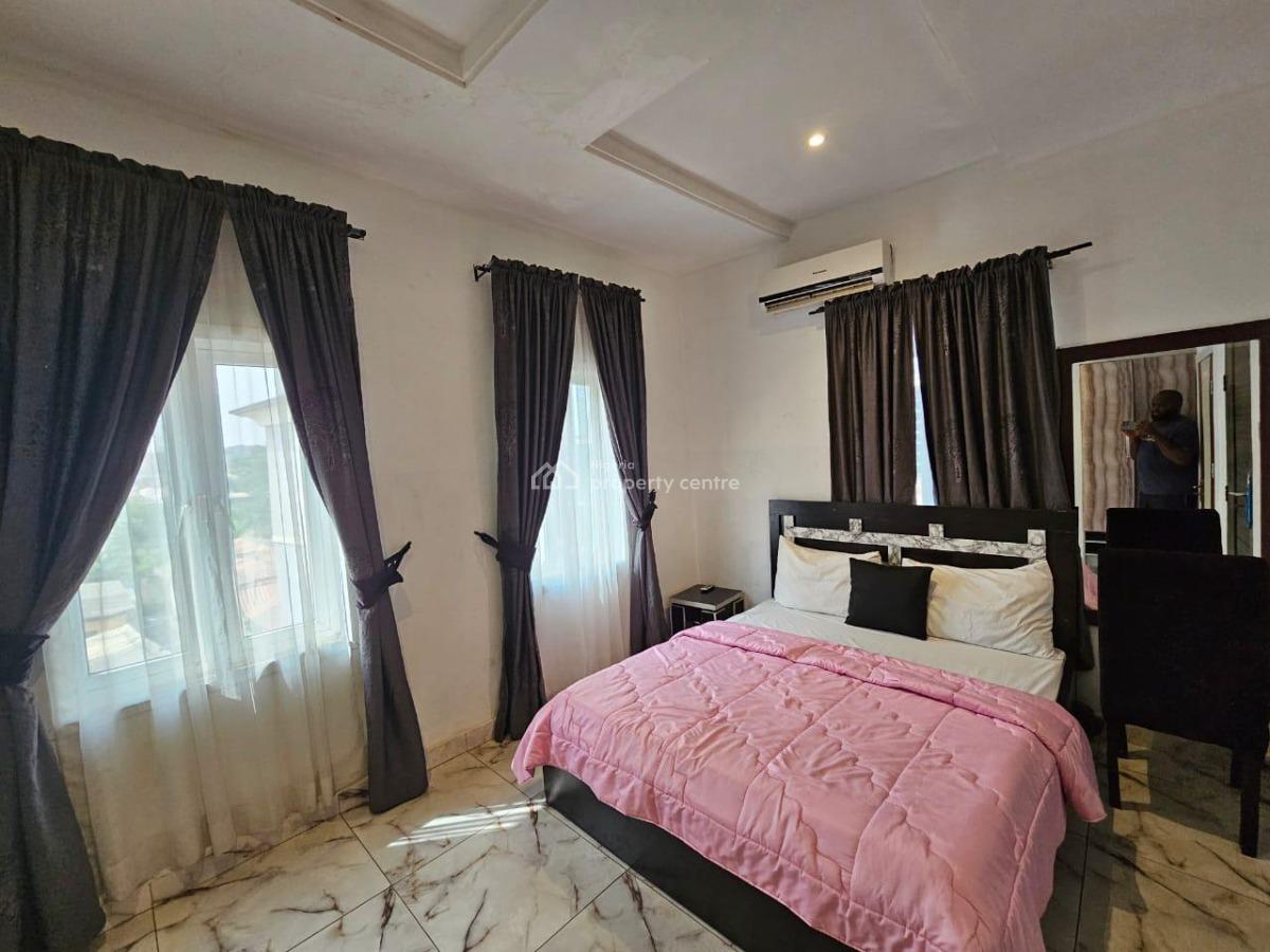 3-bedroom Apartment on Airport Road Ikeja with Mini Pool & Snooker, Ikeja Airport Road 2 Minutes Drive to International Airport, Mafoluku, Oshodi, Lagos, Flat / Apartment Short Let