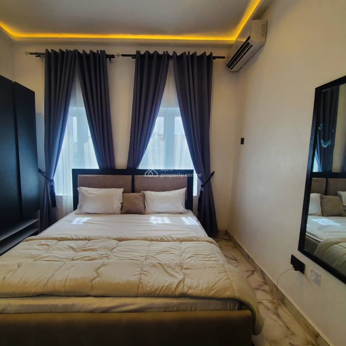 Modern 2-bedroom Apartment Airport Road Ikeja with Mini Pool & Snooker, Airport Road Ikeja, 2 Minutes Drive to International Airport Ikeja, Mafoluku, Oshodi, Lagos, Flat / Apartment Short Let
