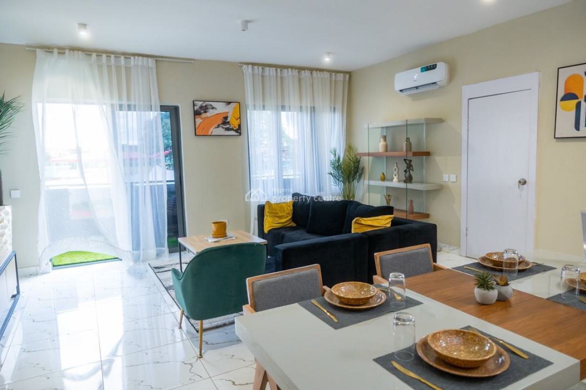 Lovely 2 Bedroom Apartment, Surulere, Lagos, Block of Flats for Sale