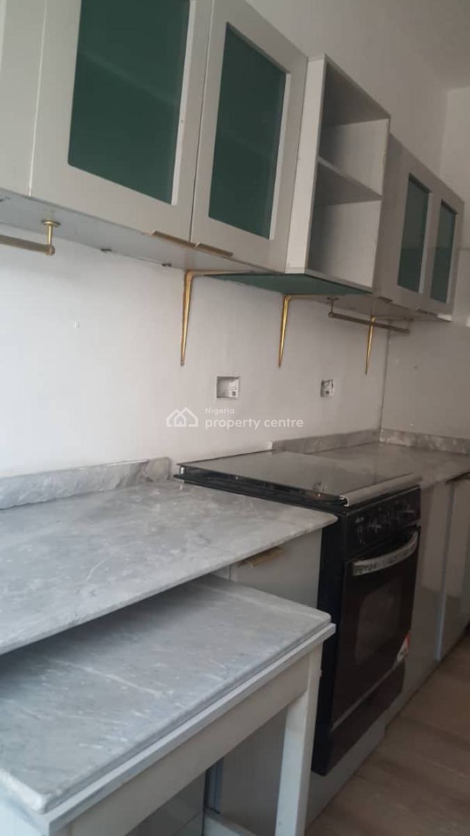 Superb Finished 3 Bedrooms Serviced Flat Apartment, Paradise 3 Estate Chevron Drive, Lekki, Lagos, Flat / Apartment for Sale