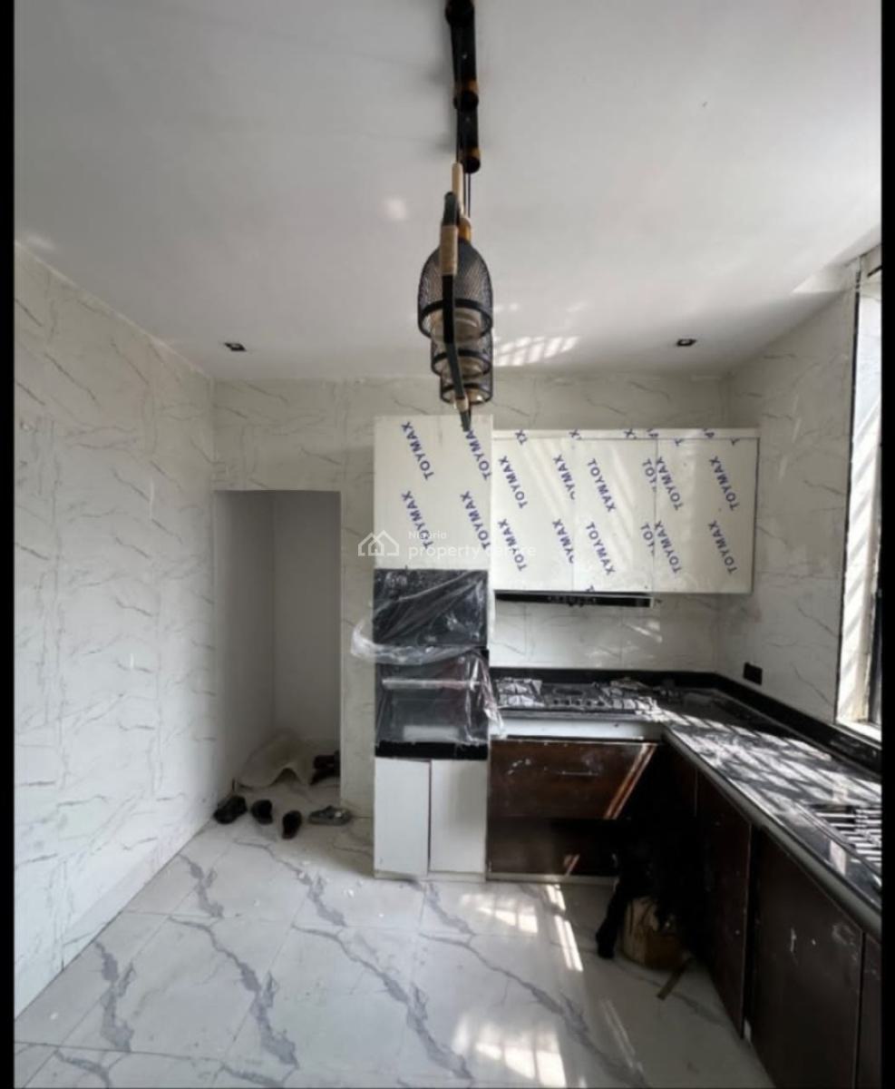 3 Bedroom Apartment with Bq  Lekki Phase 1  20 Million Agency, Lekki Phase 1, Lekki, Lagos, Flat / Apartment for Rent