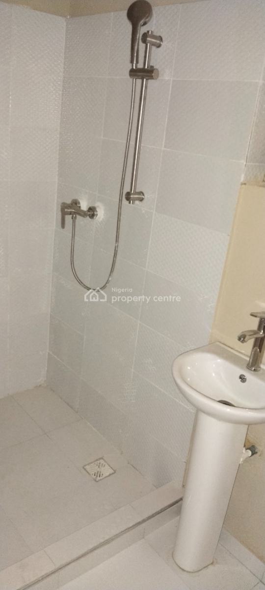 2 Bedroom Flat at Omole Phase 2, Omole Phase 2, Omole Phase 2, Ikeja, Lagos, Flat / Apartment for Rent