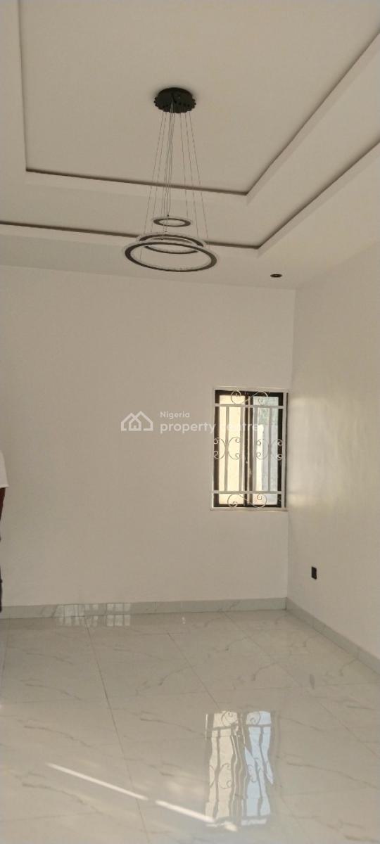 2 Bedroom Flat at Omole Phase 2, Omole Phase 2, Omole Phase 2, Ikeja, Lagos, Flat / Apartment for Rent