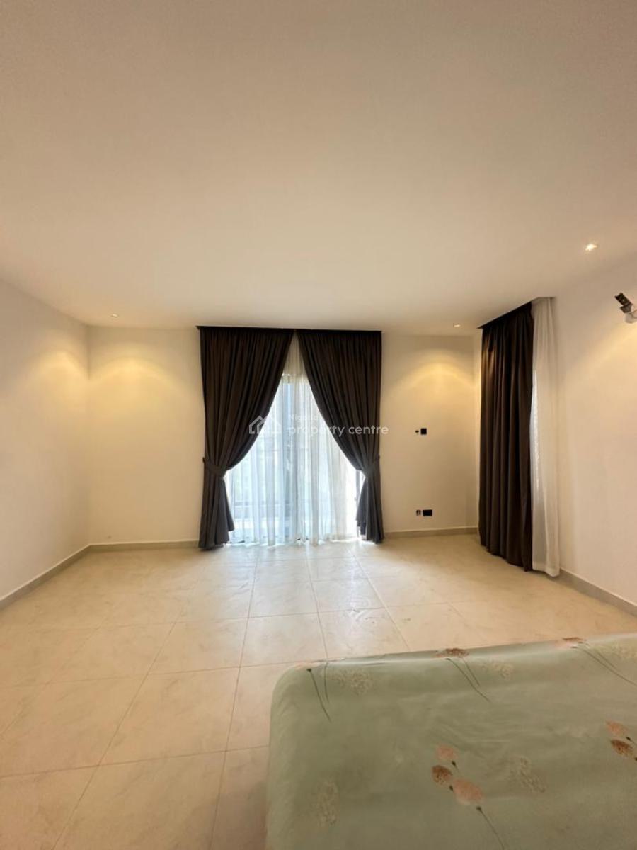 Expansive Luxury 4 Bedroom Semi-detached Duplex with a Garage, Lekki Phase 1, Lekki, Lagos, Semi-detached Duplex for Sale