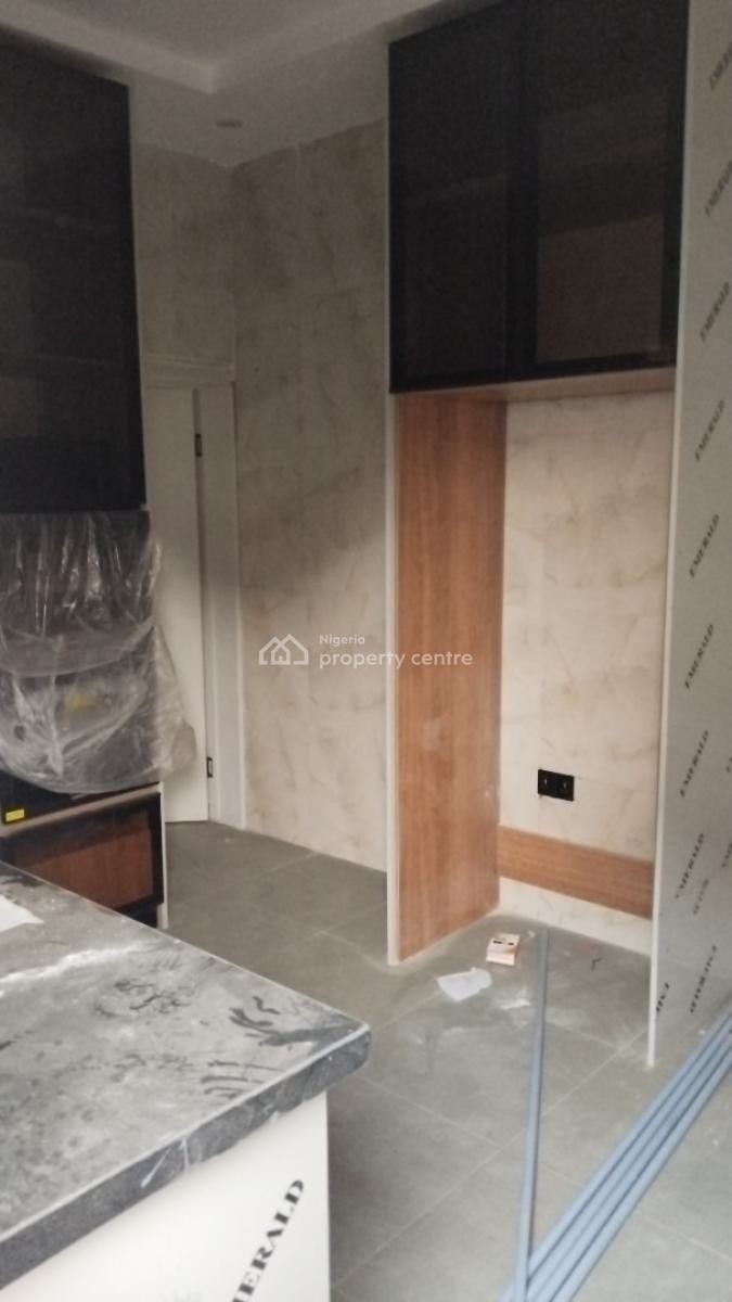 4 Bedroom Duplex, Magodo Phase 1 Gra, Gra Phase 1, Magodo, Lagos, Semi-detached Duplex for Sale