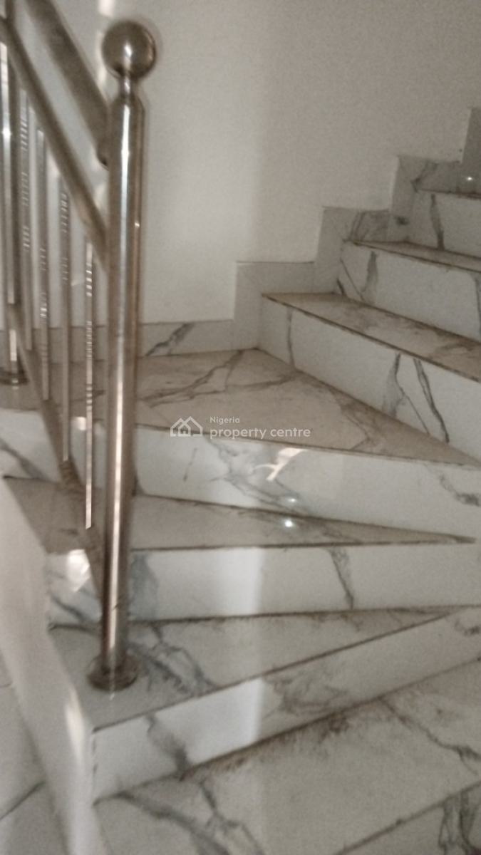 4 Bedroom Duplex, Magodo Phase 1 Gra, Gra Phase 1, Magodo, Lagos, Semi-detached Duplex for Sale