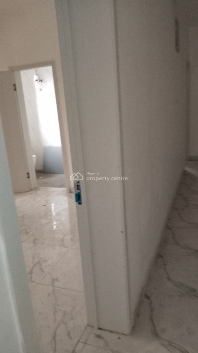 4 Bedroom Duplex, Magodo Phase 1 Gra, Gra Phase 1, Magodo, Lagos, Semi-detached Duplex for Sale