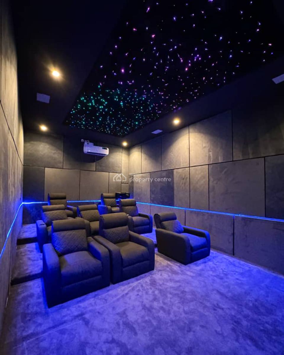 Magnificent 11-bedroom Mansion, Guzape District, Abuja, Detached Duplex for Sale