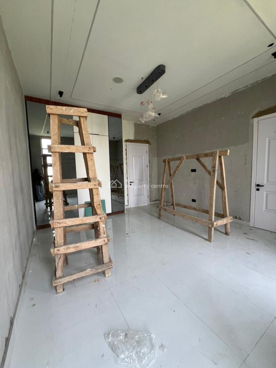 Contemporary 4 Bedroom Terraced  Duplex with Bq and Swimming Pool in L, Lekki Phase 1, Lekki, Lagos, Flat / Apartment for Sale