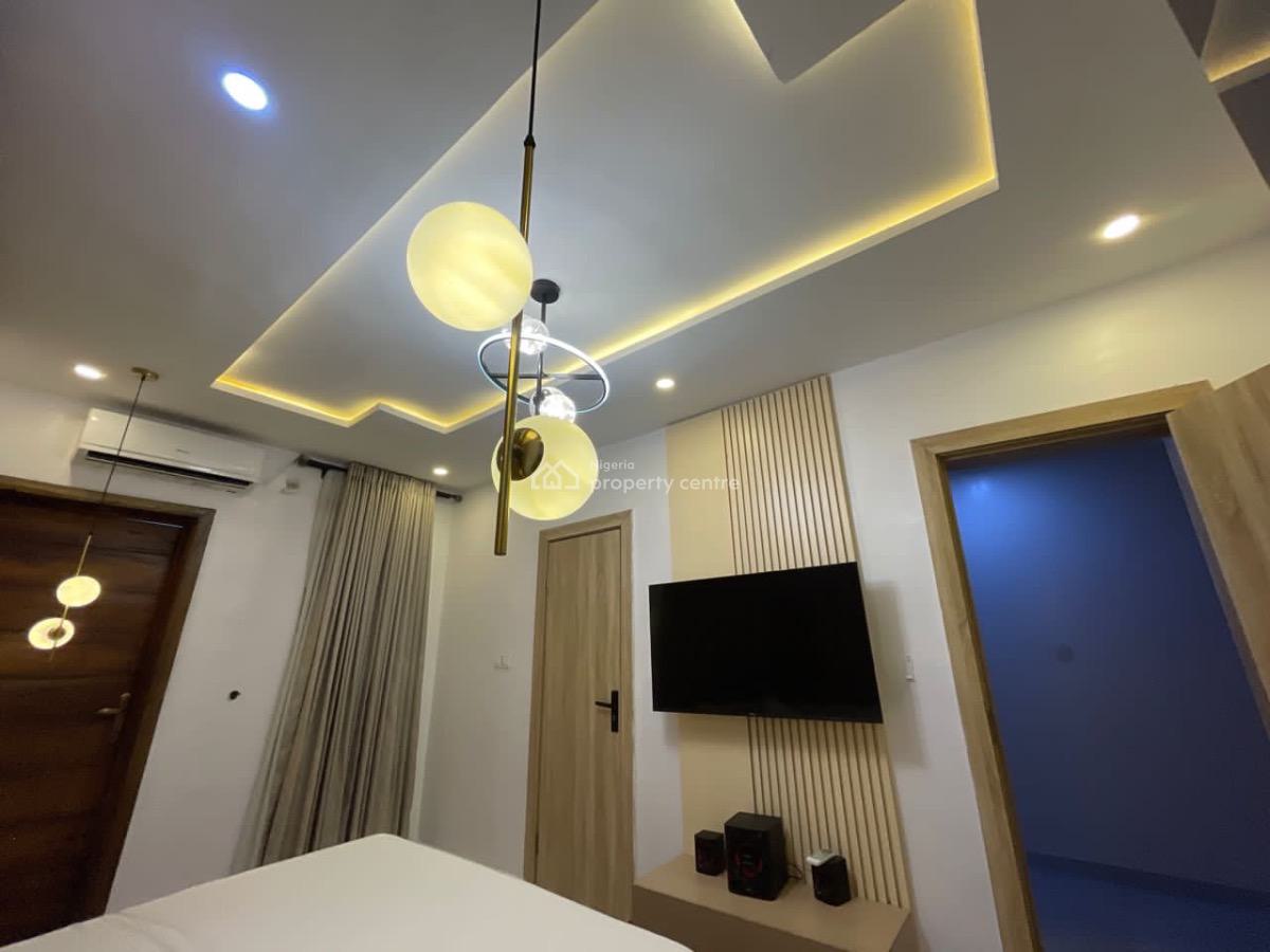 Emerald Comfort 2-bedroom Apartment, Ikate, Lekki, Lagos, Flat / Apartment Short Let