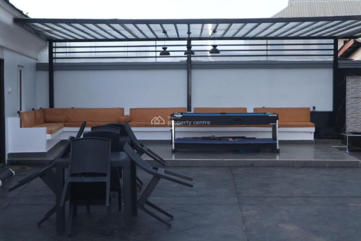 Crown Comfort 3-bedroom Residence, Lagos, Iyana Ipaja, Ipaja, Lagos, Flat / Apartment Short Let