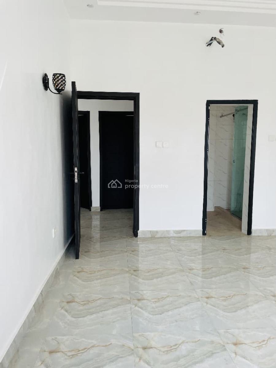 Executive 4bedroom Semi Detached Duplex in Estate, Estate Mulero Agege, Mulero, Agege, Lagos, Semi-detached Duplex for Rent