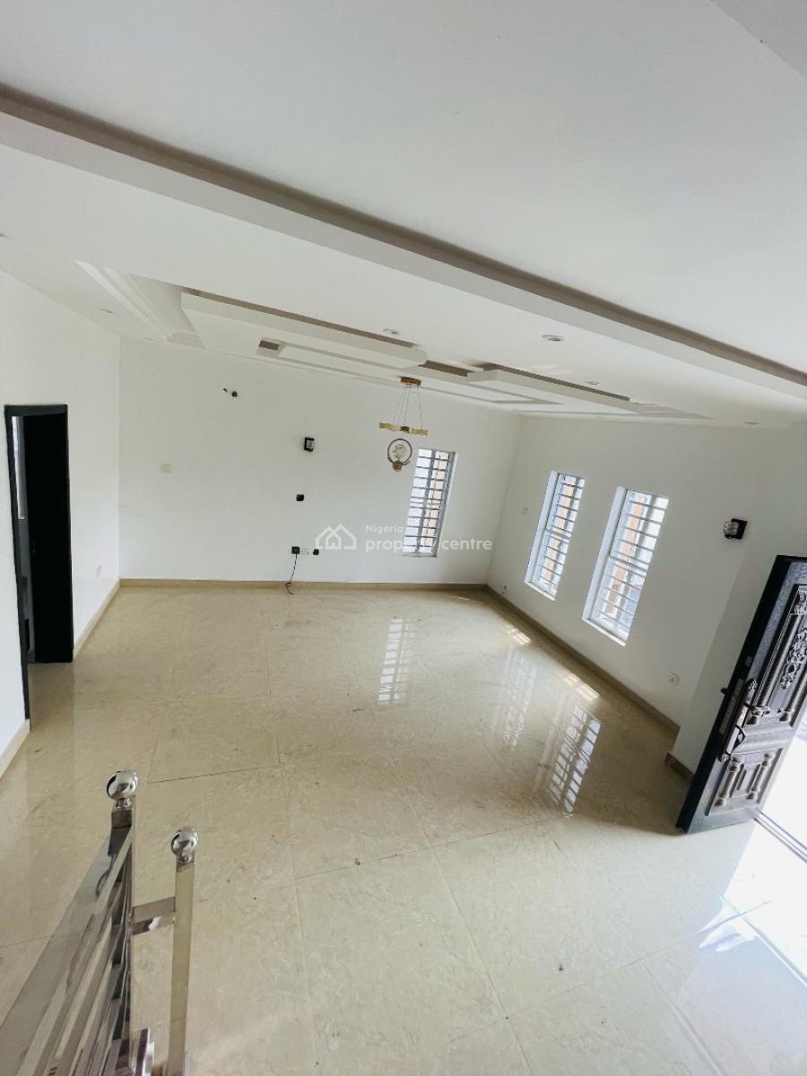 Executive 4bedroom Semi Detached Duplex in Estate, Estate Mulero Agege, Mulero, Agege, Lagos, Semi-detached Duplex for Rent