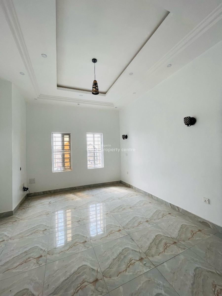 Executive 4bedroom Semi Detached Duplex in Estate, Estate Mulero Agege, Mulero, Agege, Lagos, Semi-detached Duplex for Rent