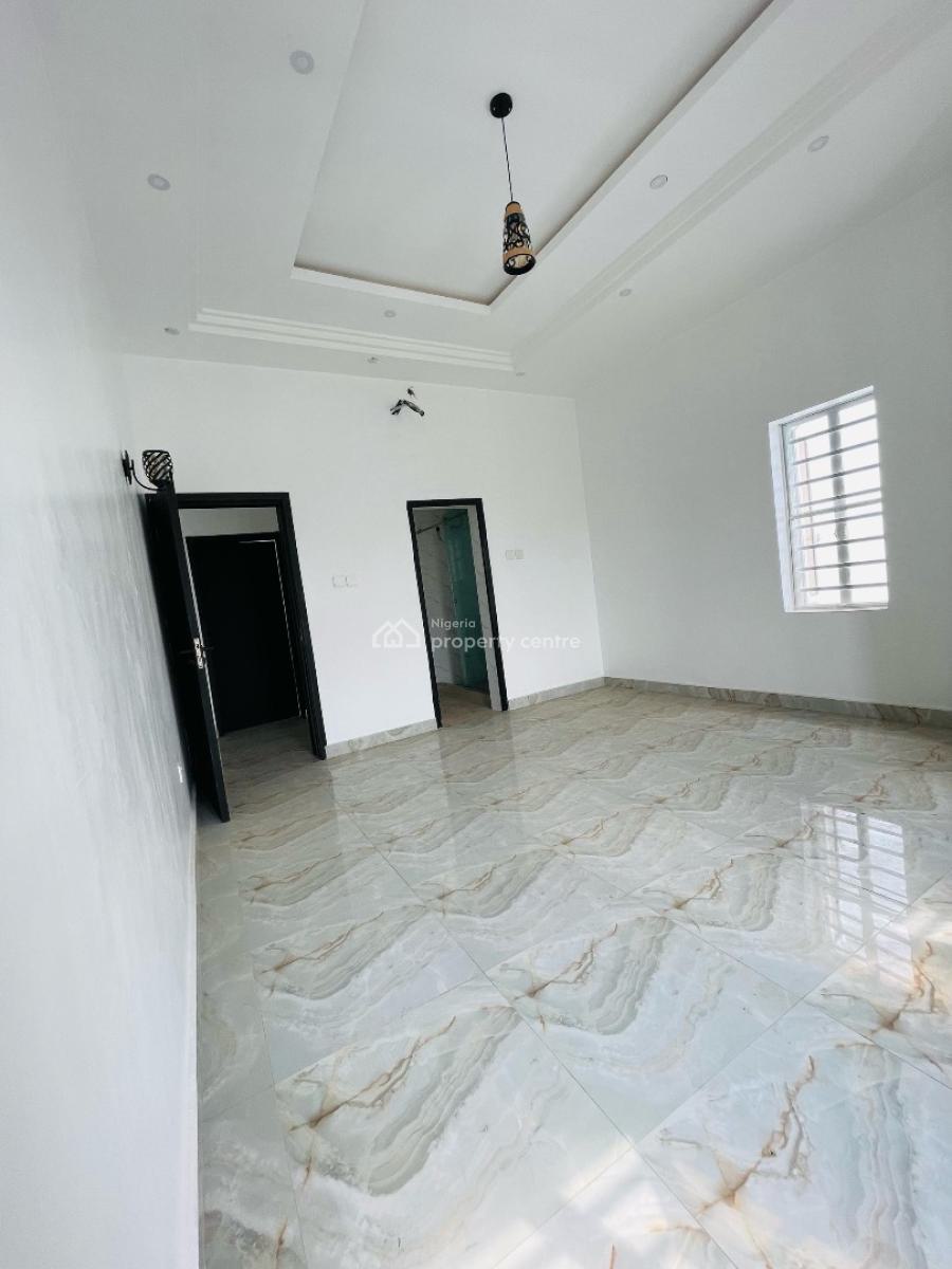 Executive 4bedroom Semi Detached Duplex in Estate, Estate Mulero Agege, Mulero, Agege, Lagos, Semi-detached Duplex for Rent