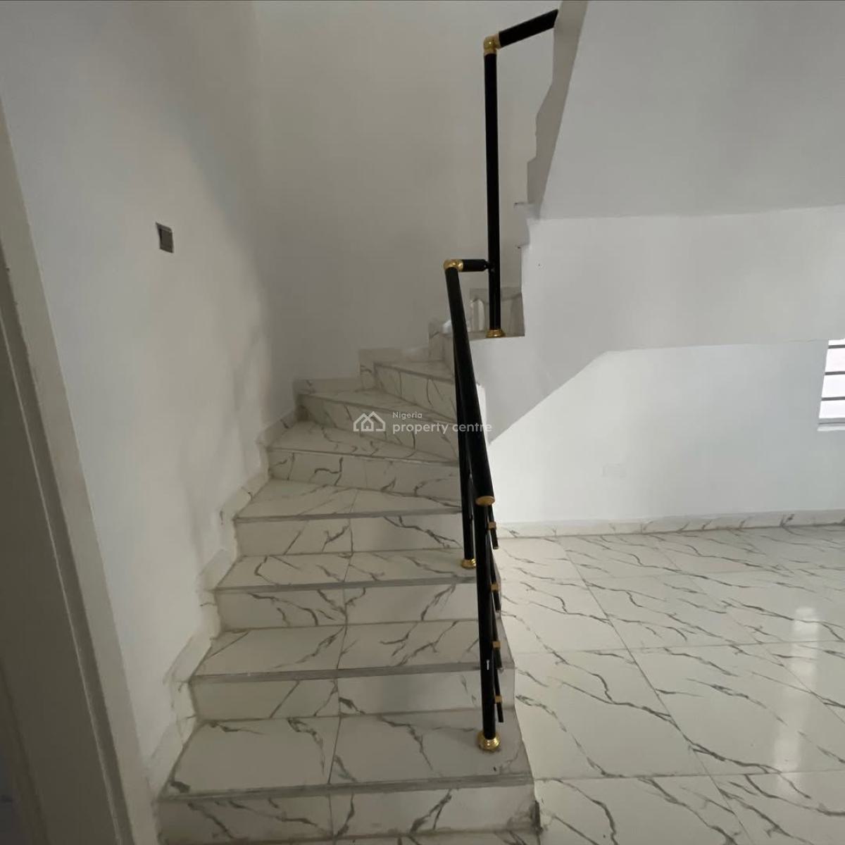 5 Bedroom House in an Estate, Orchid Al, Lekki, Lagos, Detached Duplex for Rent