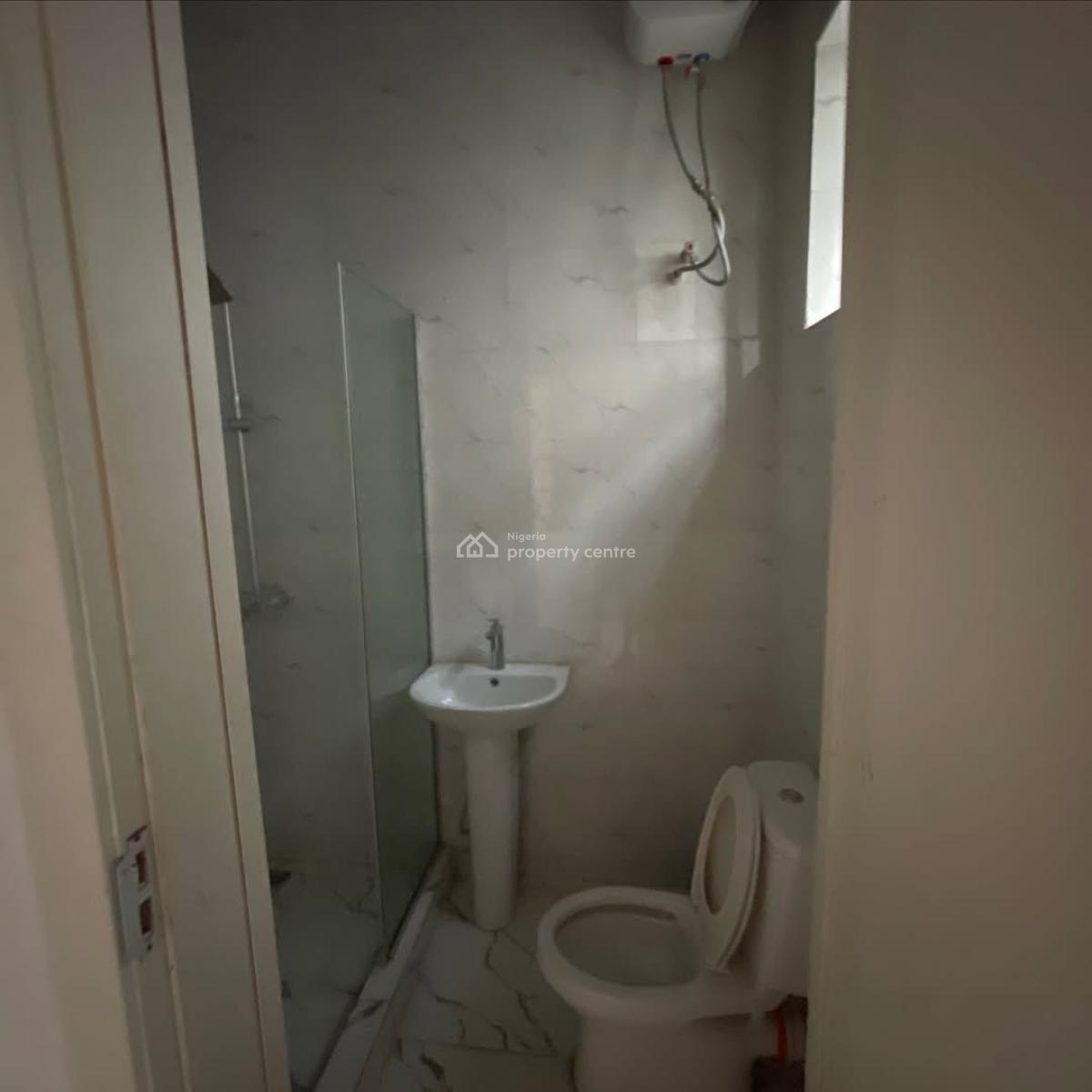 5 Bedroom House in an Estate, Orchid Al, Lekki, Lagos, Detached Duplex for Rent