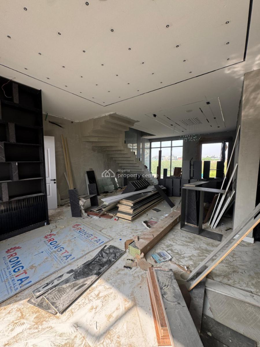 Unbelievable Offer 5 Bedroom Self Compound Terrace Duplex with Bq, Close Proximity to Purple Mall, Lekki Phase 1, Lekki, Lagos, Terraced Duplex for Sale